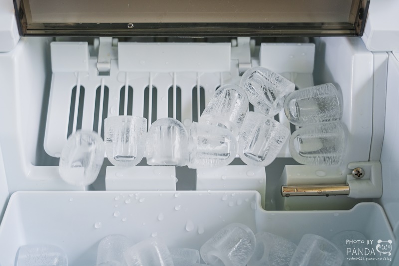 製冰機開箱｜SANSUI山水微電腦全自動製冰機．9分鐘快速製冰！隨時都能享用沁涼的飲品～一鍵自動清洗/露營製冰機/任選冰塊大小 @Panda&#039;s paradise