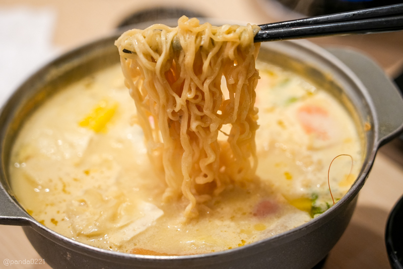 桃園平鎮｜巴豆夭百元美味鍋物(金陵店)．每日現熬湯頭，用餐享飲品自助吧及麵飯無限供應！ @Panda&#039;s paradise