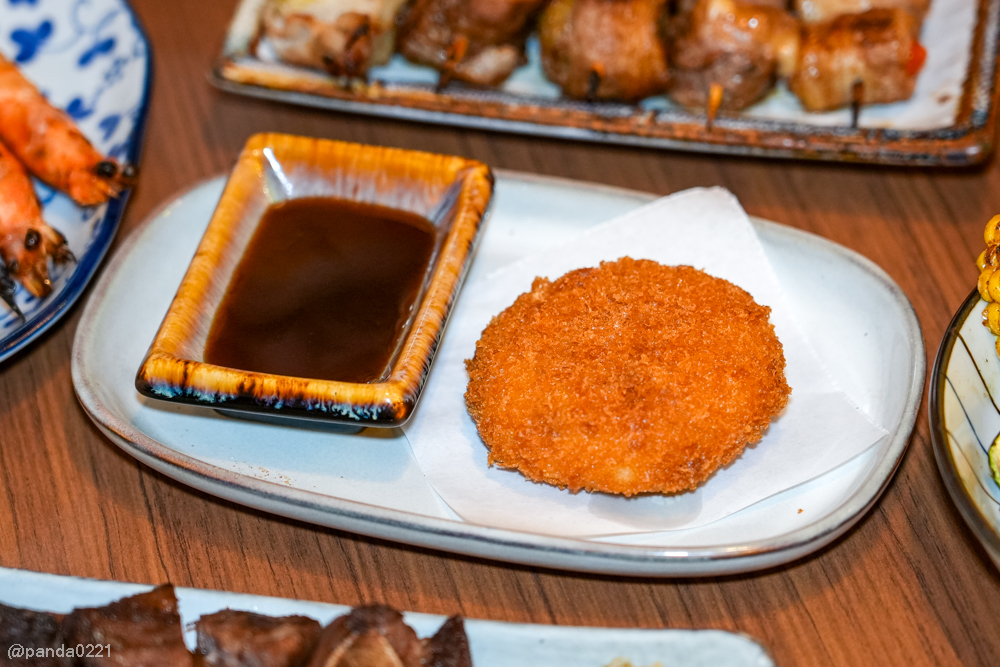 桃園｜和也串燒專門(桃園中正店)．多元水果口味串燒，浮誇啤酒柱聚餐必選！ @Panda&#039;s paradise