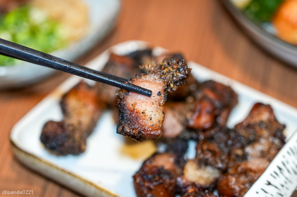 桃園｜和也串燒專門(桃園中正店)．多元水果口味串燒，浮誇啤酒柱聚餐必選！ @Panda&#039;s paradise