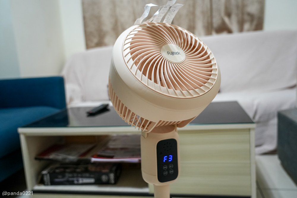 電風扇開箱｜Fujitek富士電通語音遙控循環扇．360度擺頭設計，夏日省電涼感推薦！ @Panda&#039;s paradise