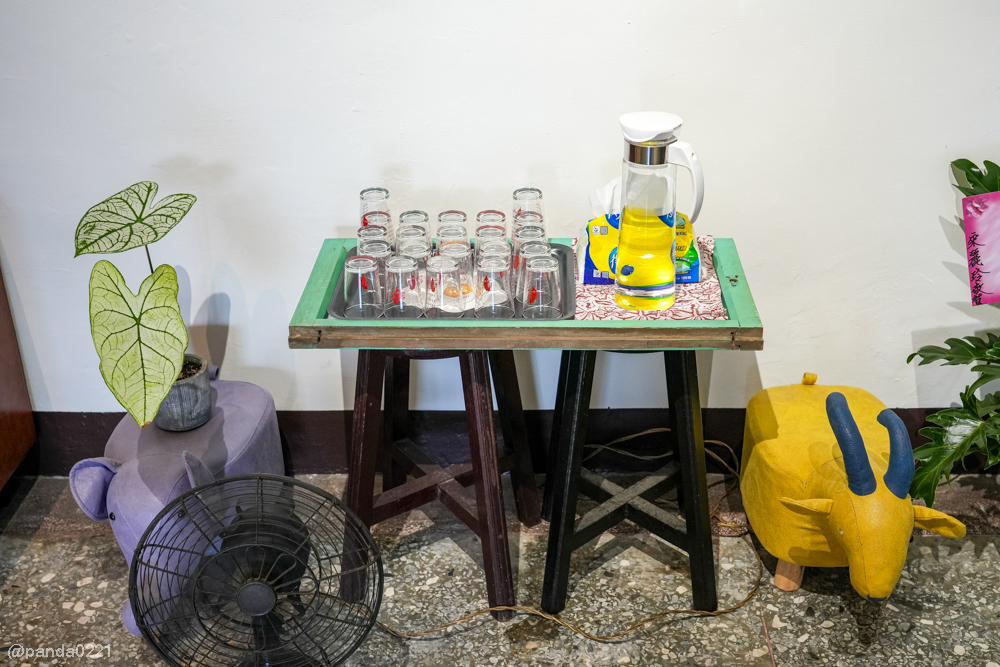 桃園中壢｜三春家café．中壢新開幕復古風咖啡廳，寵物友善還有酸種麵包！ @Panda&#039;s paradise