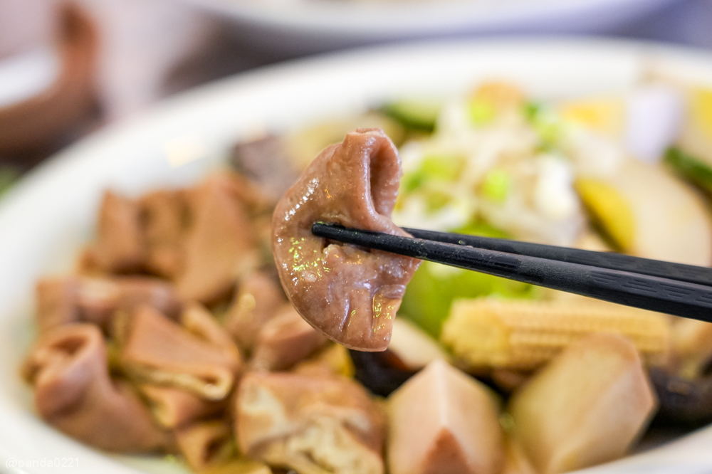 桃園中壢｜純然餐飲部．巷弄裡的控肉飯咖啡館，傳統麵店改造的台味新風貌！ @Panda&#039;s paradise