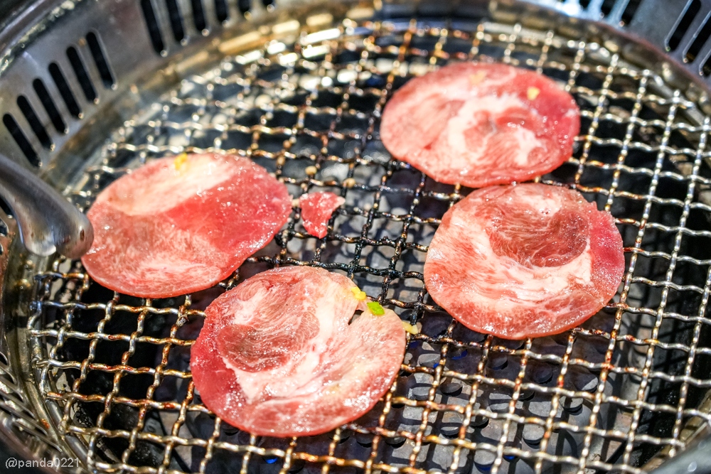 桃園中壢｜崎森燒肉吃到飽．牛豬雞隨你烤，還有壽喜燒、咖哩飯、冰品飲料吃到飽只要460元起！ @Panda&#039;s paradise