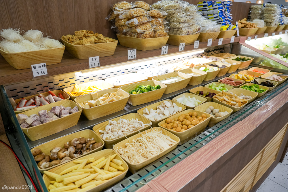 桃園中壢｜小牧鍋minimoo-桃園中壢店．418元起火鍋吃到飽，自助吧超澎湃～ @Panda&#039;s paradise