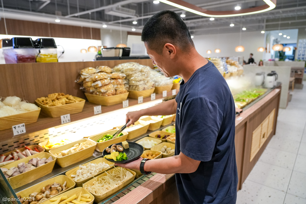 桃園中壢｜小牧鍋minimoo-桃園中壢店．418元起火鍋吃到飽，自助吧超澎湃～ @Panda&#039;s paradise
