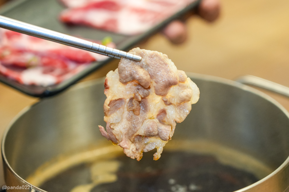 桃園中壢｜小牧鍋minimoo-桃園中壢店．418元起火鍋吃到飽，自助吧超澎湃～ @Panda&#039;s paradise
