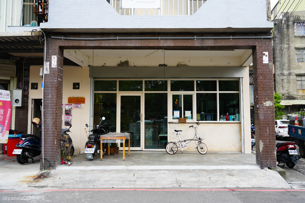 桃園中壢｜海王星bakery二店．興國市場旁麵包咖啡廳推薦！ @Panda&#039;s paradise