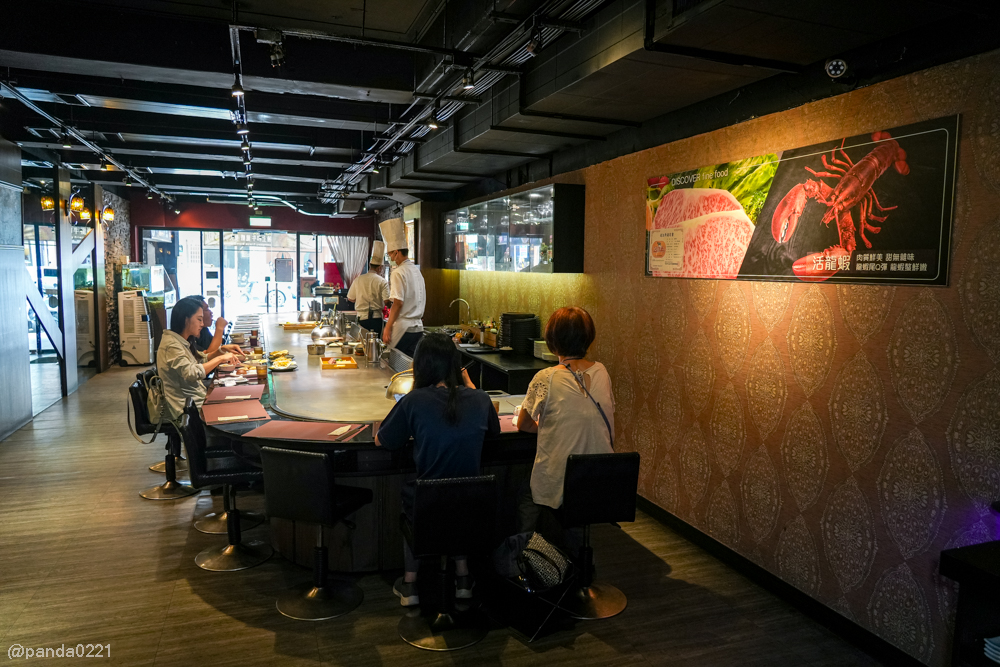 新北板橋｜軒妮士鐵板燒．228元起自助吧吃到飽，平價雙人套餐、海陸全餐、高級龍蝦和牛任選～ @Panda&#039;s paradise