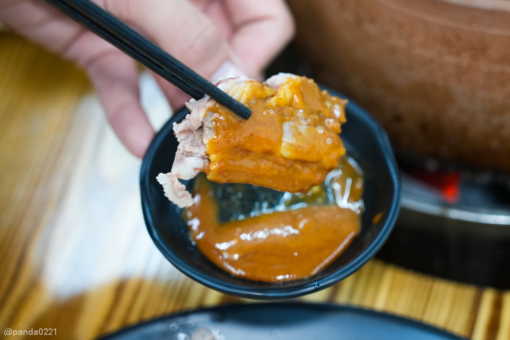桃園平鎮｜老烘爐羊雞城．龍岡大操場旁必吃羊肉爐烏骨雞！ @Panda&#039;s paradise