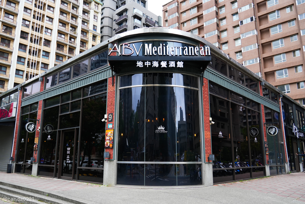 新北林口｜ABV 地中海餐酒館(林口文三店)．早午餐到下午四點，夜晚小酌精釀啤酒，全天候享受地中海風味 @Panda&#039;s paradise