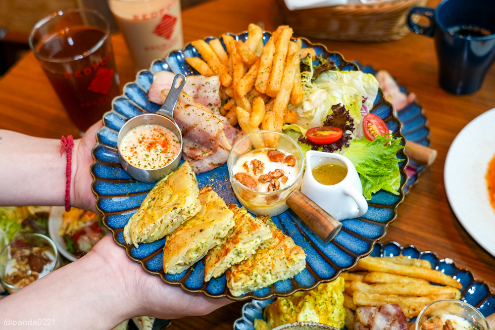 新北林口｜ABV 地中海餐酒館(林口文三店)．早午餐到下午四點，夜晚小酌精釀啤酒，全天候享受地中海風味 @Panda&#039;s paradise