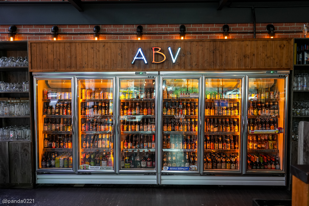 新北林口｜ABV 地中海餐酒館(林口文三店)．早午餐到下午四點，夜晚小酌精釀啤酒，全天候享受地中海風味 @Panda&#039;s paradise