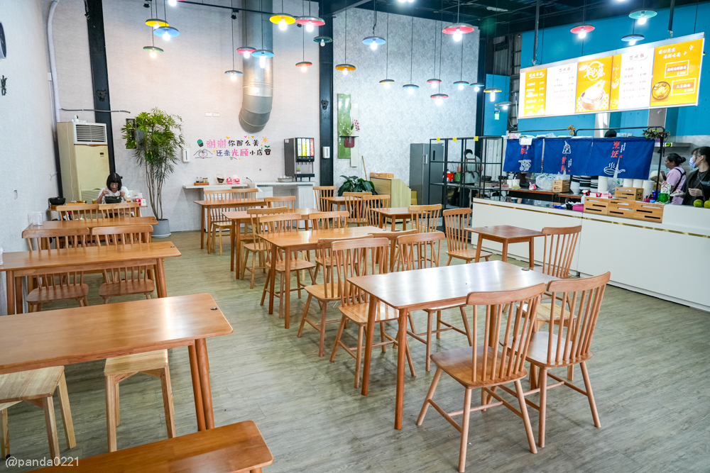 桃園｜金小蔥雞湯米粉．整隻土雞上桌，30隻鹿野土雞慢熬湯底，海鮮米粉澎派，還有超人氣隱藏版炸全雞！ @Panda&#039;s paradise