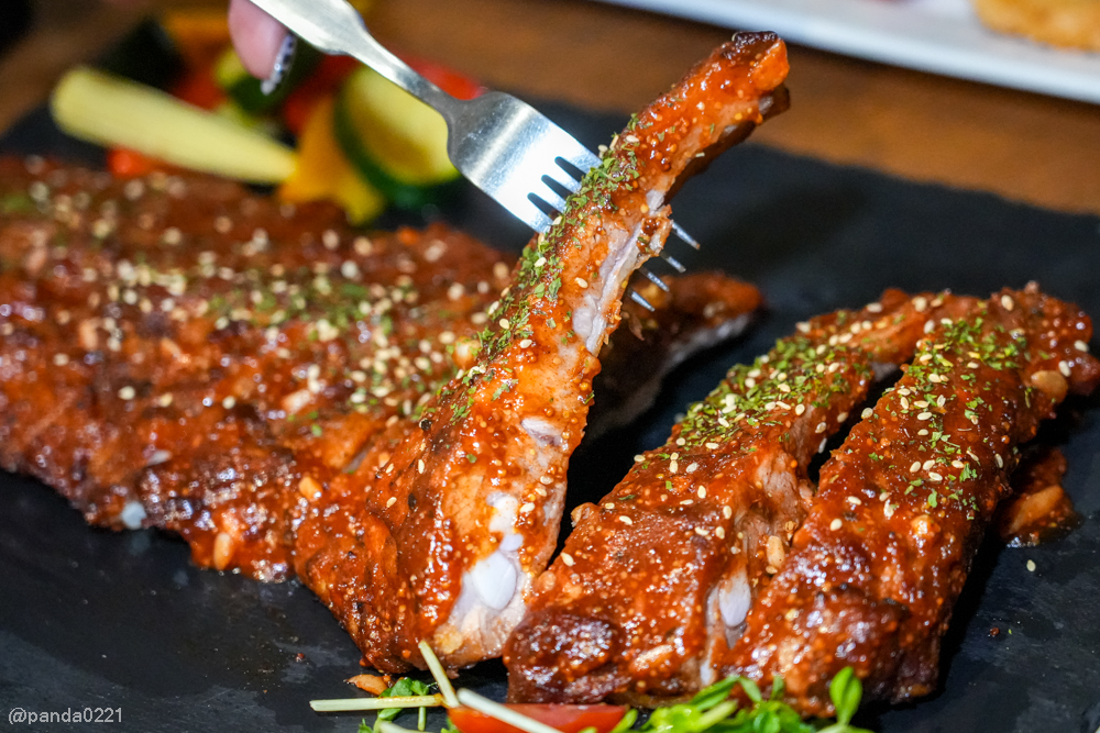 桃園中壢｜泰嶼Thai-island Bistro餐酒館．泰式美食、調酒、駐唱音樂一次滿足 @Panda&#039;s paradise