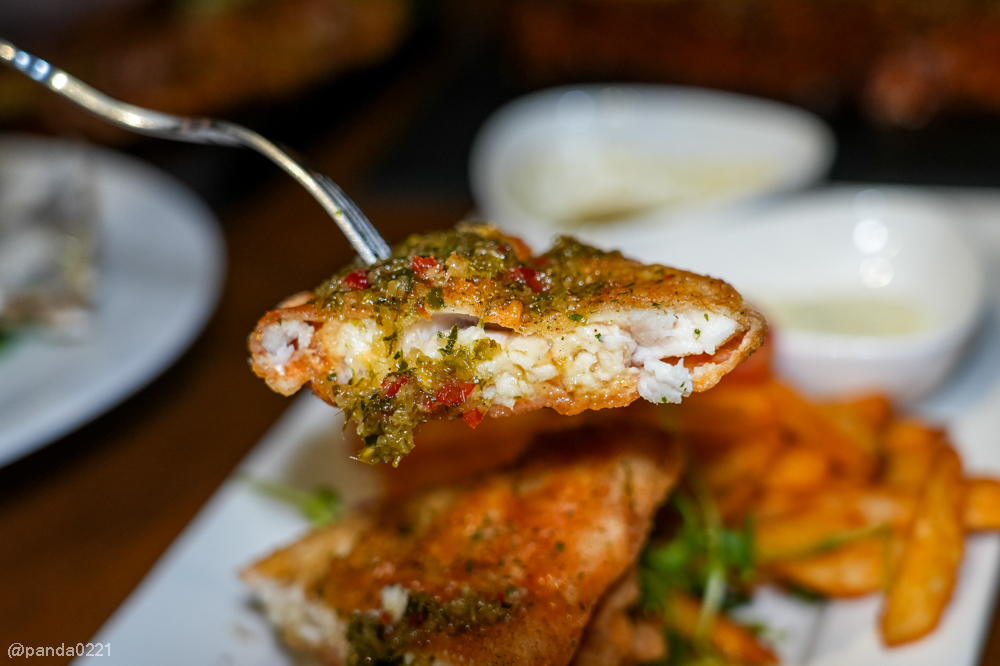 桃園中壢｜泰嶼Thai-island Bistro餐酒館．泰式美食、調酒、駐唱音樂一次滿足 @Panda&#039;s paradise