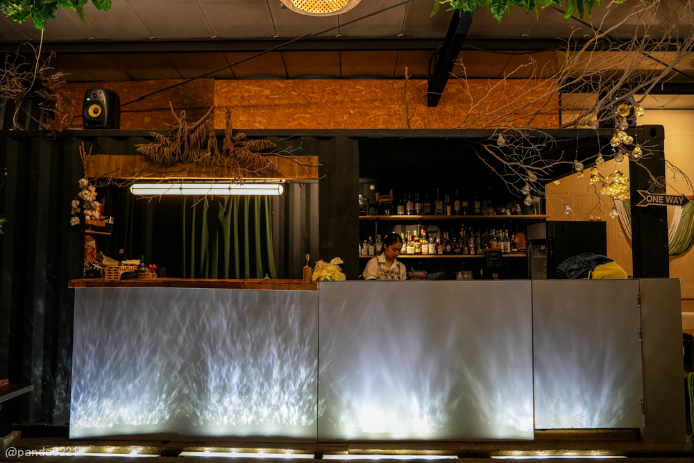 桃園中壢｜泰嶼Thai-island Bistro餐酒館．泰式美食、調酒、駐唱音樂一次滿足 @Panda&#039;s paradise