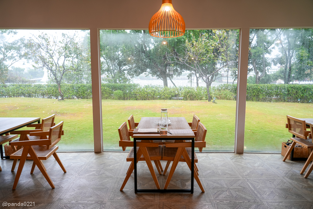 桃園龍潭｜The畔 cafe&#038;dining．龍潭大池人氣餐廳推薦！豬肋排、海鮮披薩、甜點都必點～ @Panda&#039;s paradise