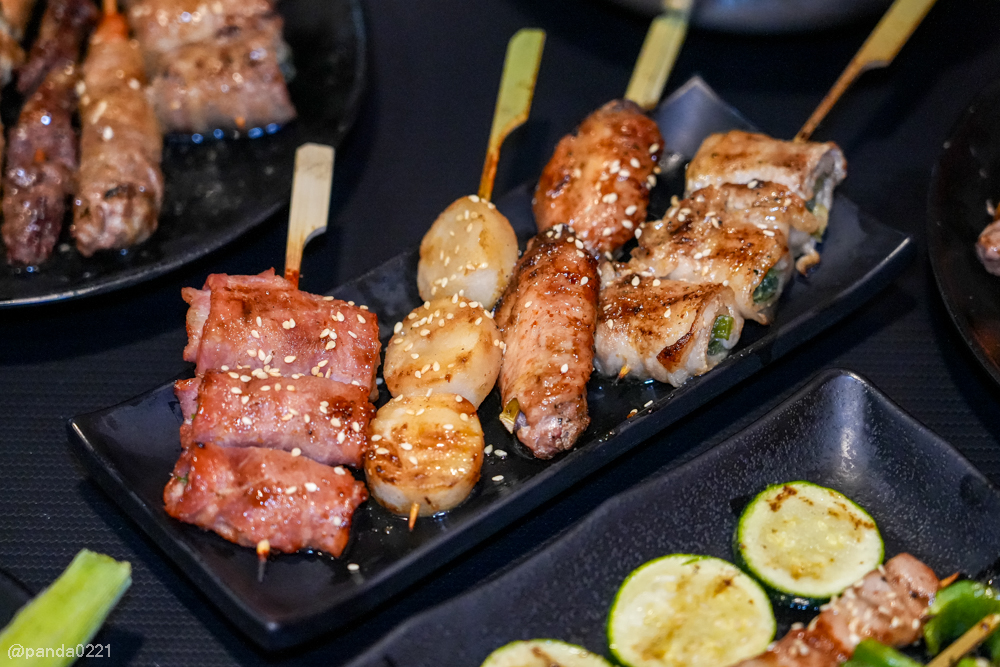 桃園｜赤烤bar．純炭火直球焦香串燒，平價美味，下班小酌聚餐首選！ @Panda&#039;s paradise