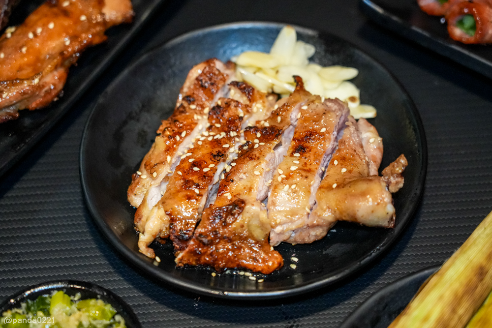 桃園｜赤烤bar．純炭火直球焦香串燒，平價美味，下班小酌聚餐首選！ @Panda&#039;s paradise