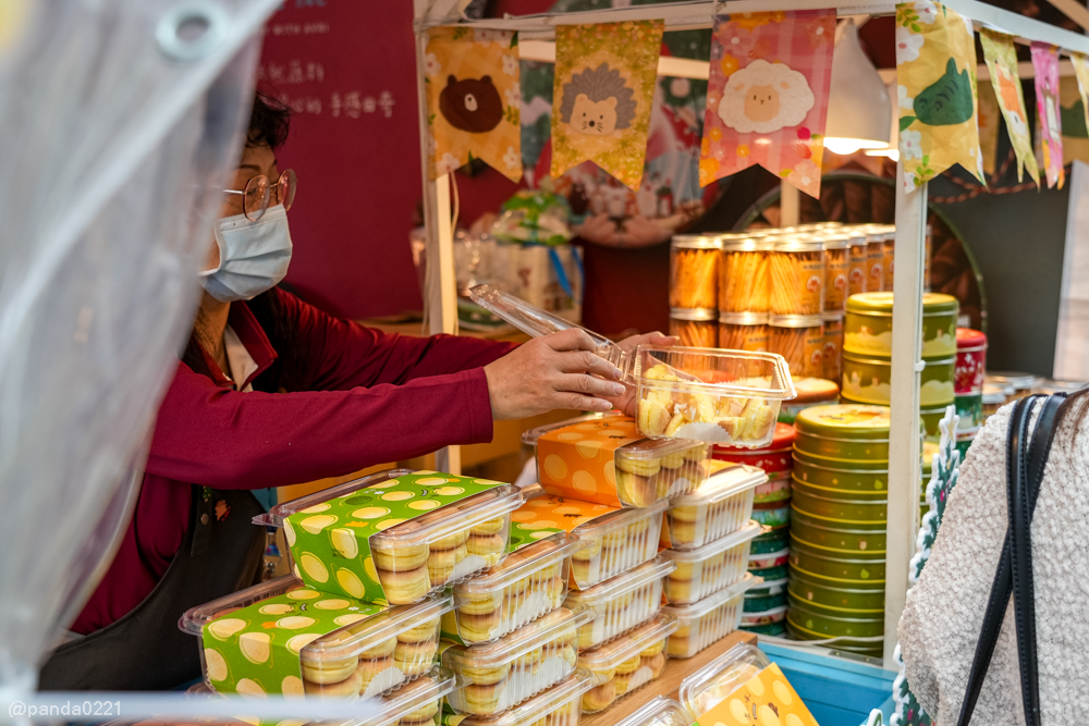 桃園中壢｜愛威鐵盒餅乾華泰快閃櫃．聖誕限定鐵盒與新品千層丹麥棒登場！ @Panda&#039;s paradise