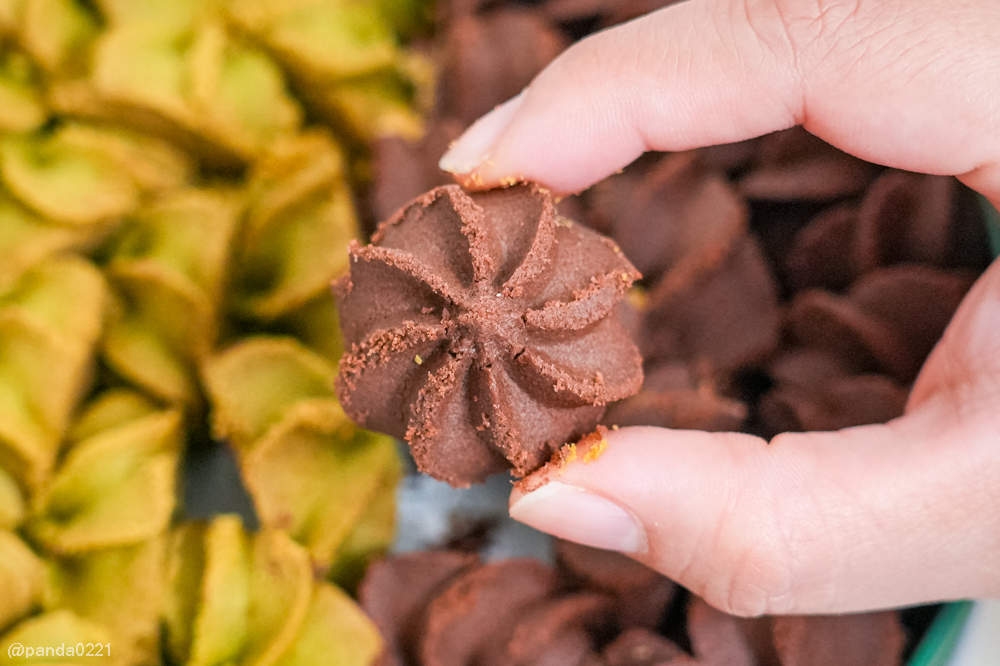 桃園中壢｜愛威鐵盒餅乾華泰快閃櫃．聖誕限定鐵盒與新品千層丹麥棒登場！ @Panda&#039;s paradise