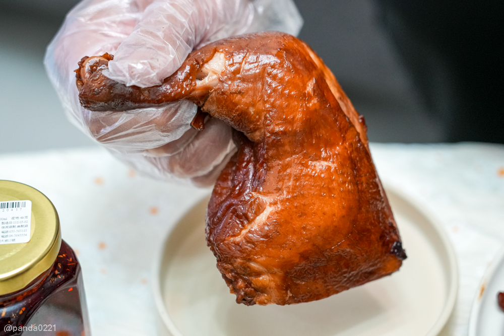 桃園龜山｜陸光眷村老滷，老中醫秘方每日現滷，雞腳鴨翅鴨舌超誘人！ @Panda's paradise