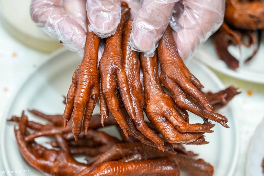 桃園龜山｜陸光眷村老滷，老中醫秘方每日現滷，雞腳鴨翅鴨舌超誘人！ @Panda's paradise