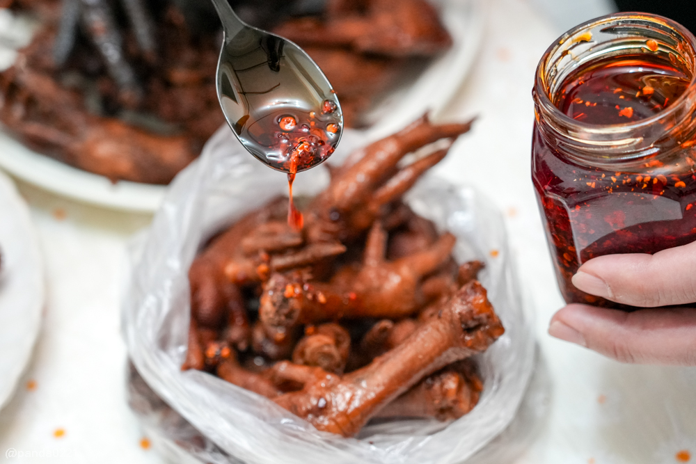 桃園龜山｜陸光眷村老滷，老中醫秘方每日現滷，雞腳鴨翅鴨舌超誘人！ @Panda's paradise