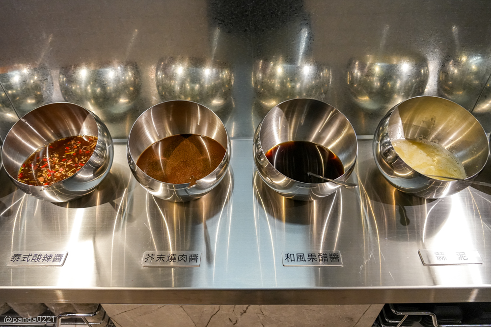 桃園中壢｜Oh ! Yaki 精緻燒肉吃到飽-中壢店．599元起吃到A5和牛、近百種食材無限爽吃！ @Panda's paradise