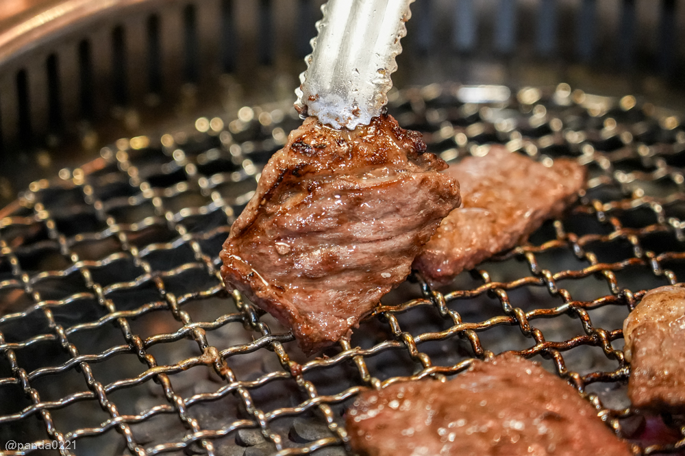 桃園中壢｜Oh ! Yaki 精緻燒肉吃到飽-中壢店．599元起吃到A5和牛、近百種食材無限爽吃！ @Panda's paradise