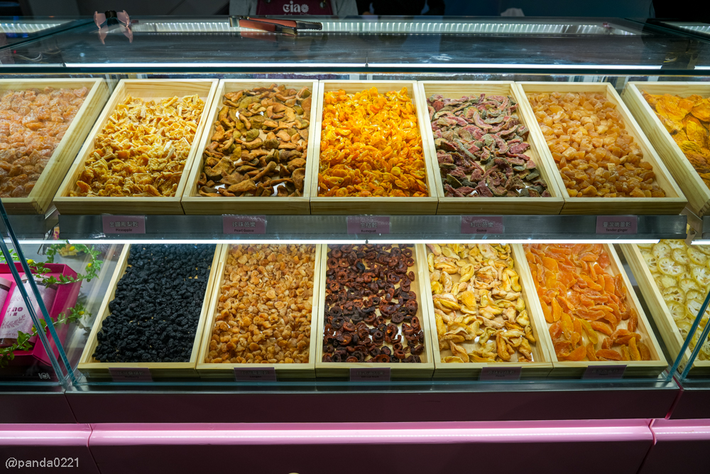 桃園蘆竹｜台茂B2快閃限定！人氣果乾「巧果」一吃就停不下來～ @Panda's paradise