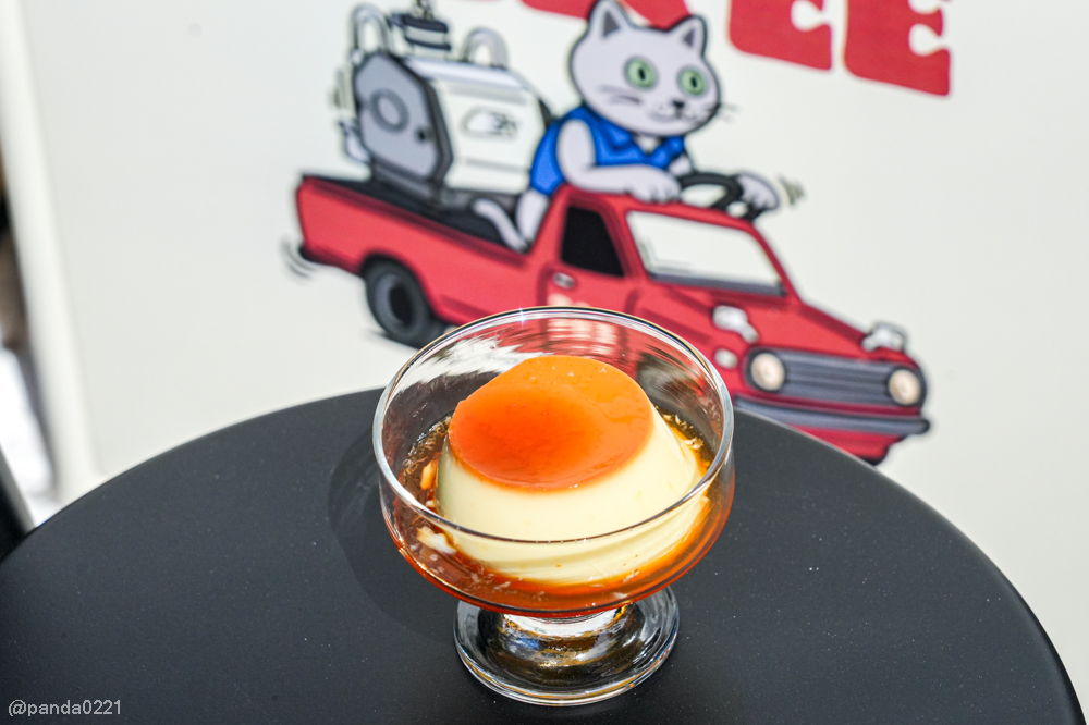 桃園中壢｜Sunny Coffee．咖啡&times;黑膠&times;老車復古咖啡館，藏在巷弄裡的質感小店 @Panda's paradise