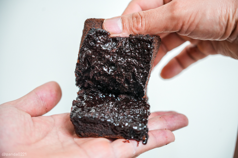 桃園蘆竹｜蔚旭WESH 古早味蛋糕．台茂快閃登場！波力聯名蛋糕與招牌巧克力必吃～ @Panda's paradise