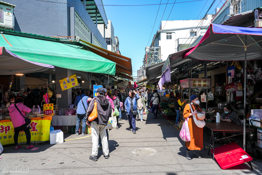 桃園蘆竹｜品安炸雞南崁店．南崁早市人氣炸物，25元起銅板價從早賣到下午！ @Panda's paradise