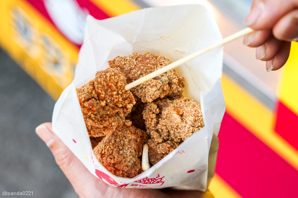 桃園蘆竹｜品安炸雞南崁店．南崁早市人氣炸物，25元起銅板價從早賣到下午！ @Panda's paradise