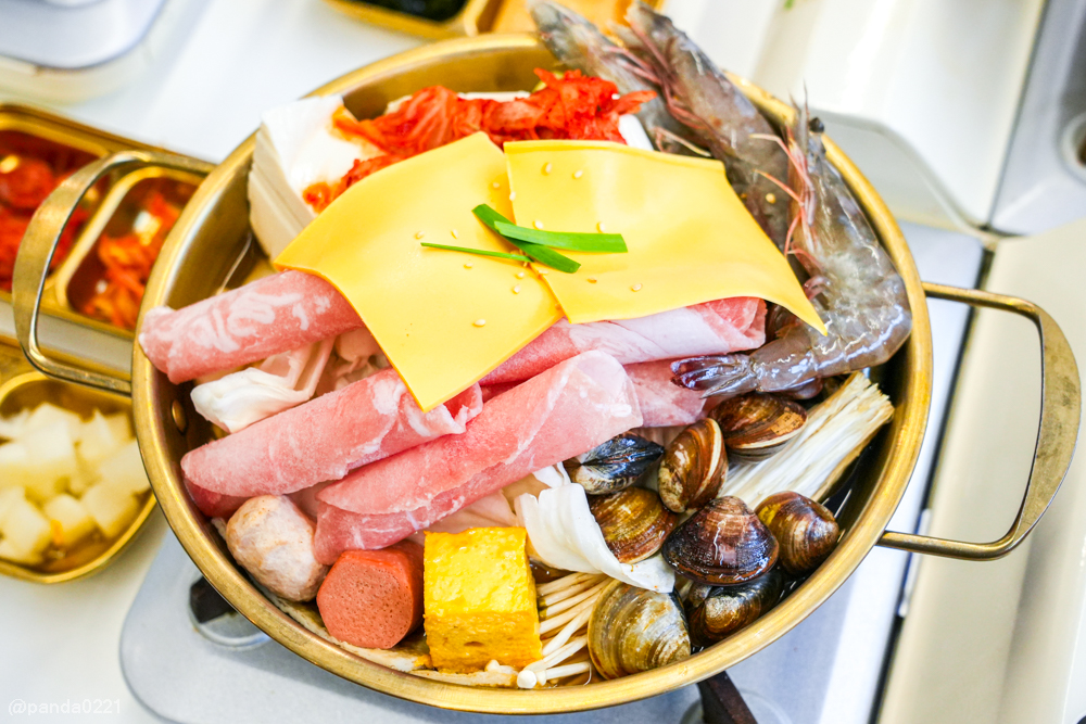 桃園平鎮｜韓奶奶-韓式豆腐鍋物(平鎮代表店)．185元起吃到飽自助吧、不收服務費，高CP值聚餐首選！ @Panda's paradise