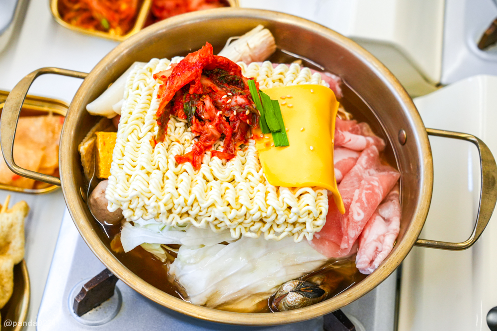 桃園平鎮｜韓奶奶-韓式豆腐鍋物(平鎮代表店)．185元起吃到飽自助吧、不收服務費，高CP值聚餐首選！ @Panda's paradise