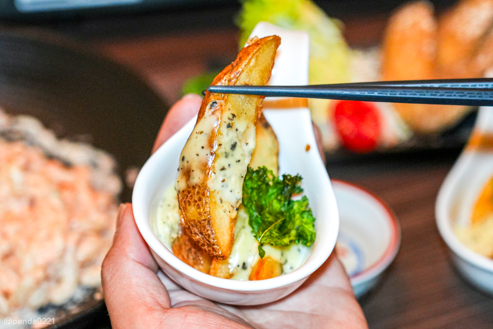桃園｜隼居酒屋．福岡祭牛腸鍋太強！藝文特區百款清酒燒酎深夜酒場 @Panda's paradise