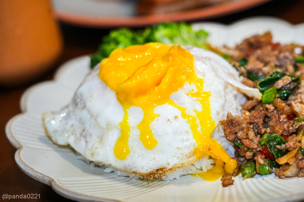 桃園｜Thai Wonderful 蒔泰大興店．南洋風泰式料理餐廳，質感空間適合聚餐，人氣滿座推薦～ @Panda's paradise