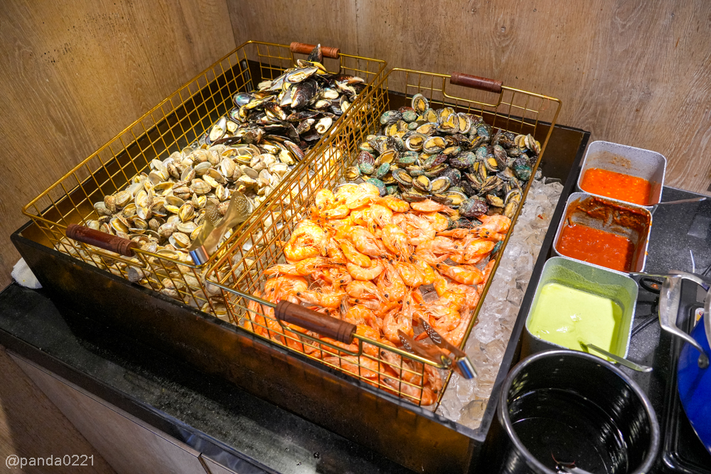 桃園｜Mr. May 義式百匯桃園店．$498起超狂百匯吃到飽！百種義式料理、18種披薩，高CP值聚餐首選！ @Panda's paradise