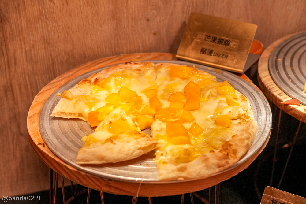 桃園｜Mr. May 義式百匯桃園店．$498起超狂百匯吃到飽！百種義式料理、18種披薩，高CP值聚餐首選！ @Panda's paradise