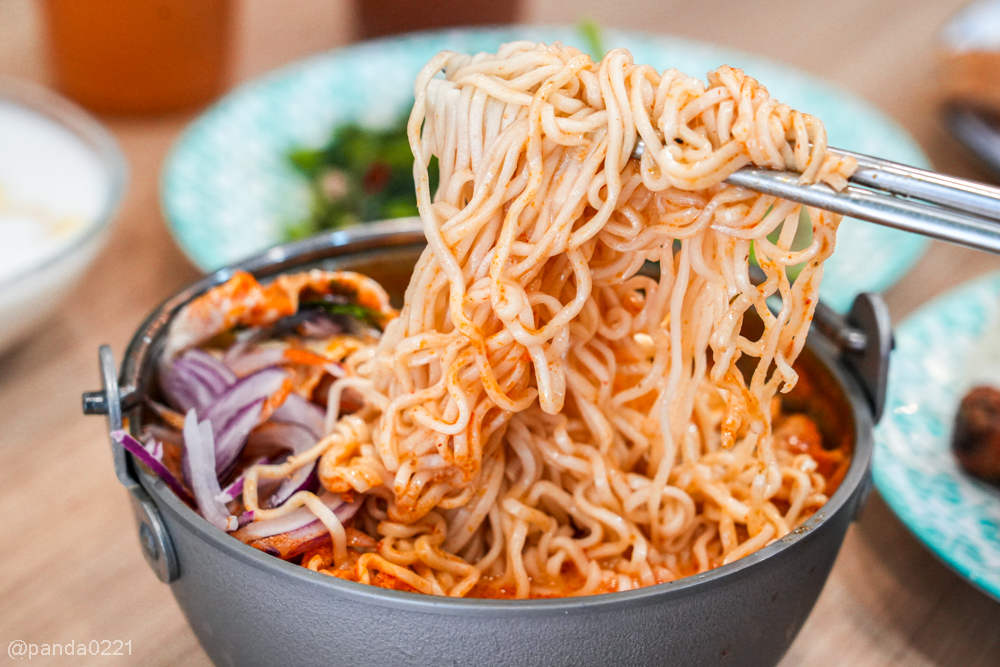 桃園|泰速泰式料理-藝文店.百元平價泰式料理!一個人也能輕鬆吃泰式簡餐 @Panda's paradise 桃園|泰速泰式料理-藝文店.百元平價泰式料理!一個人也能輕鬆吃泰式簡餐 @Panda's paradise
