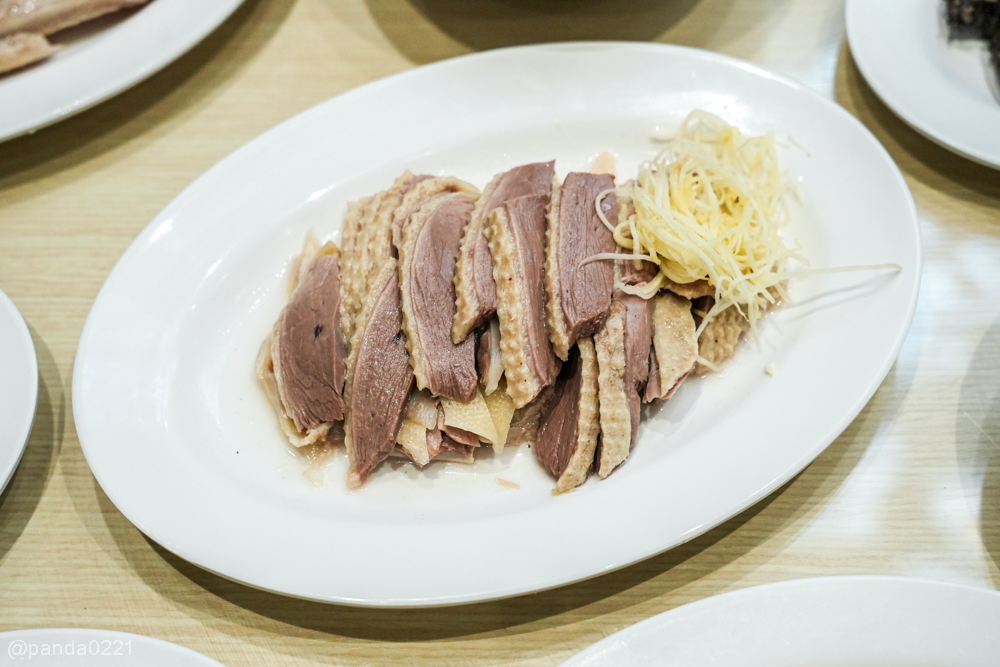 桃園中壢｜豪爽鴨鴨肉專賣店-內壢店．內壢鴨肉飯、蔥油雞便當推薦，內用還有鴨骨湯喝到飽！ @Panda's paradise