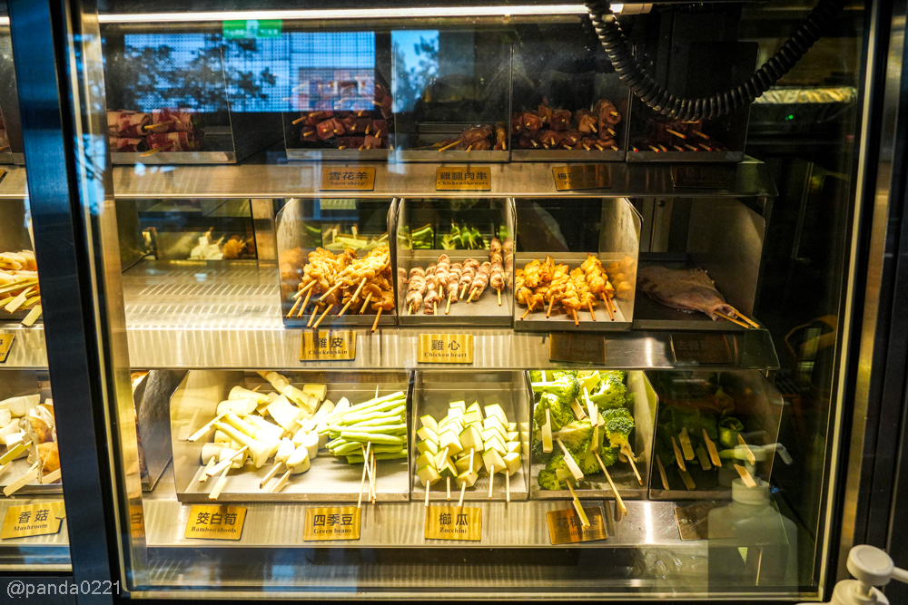 桃園｜柒息地串燒居酒屋-國豐店．29元起平價串燒！肉串、海鮮、蔬菜通通自己挑 @Panda's paradise