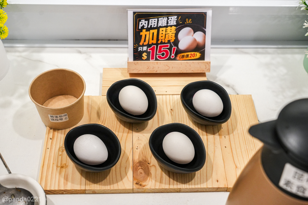 桃園｜御鍋堂鍋物．不用自己煮的懶人個人火鍋！大骨熬製湯頭、滿滿原型食材吃得更安心 @Panda's paradise