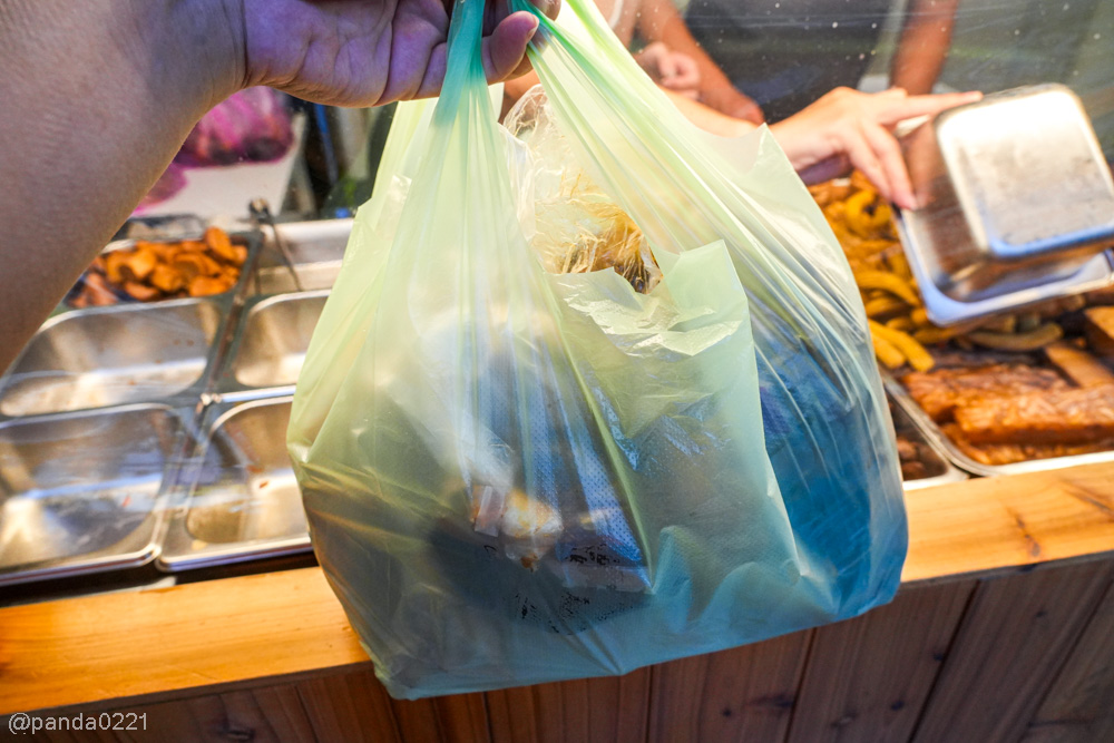 桃園八德｜下坑&middot;椒麻滷味-八德大湳店．椒麻香冷滷味越吃越涮嘴，雞爪、鴨翅、鴨舌、脆腸都有！ @Panda's paradise